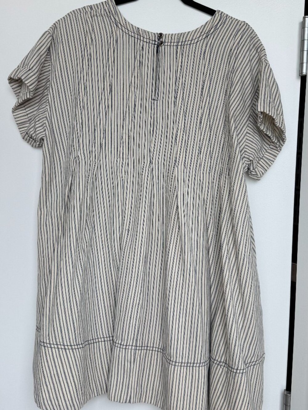 PILCRO FROM ANTHROPOLOGIE SHORT SLEEVE SHIRT SIZE L - Picture 2 of 4
